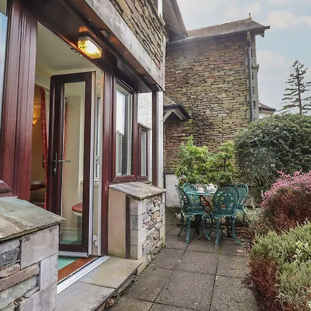 Swallowdale Apartament *